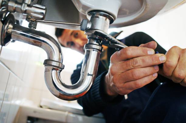 Best Shower Repair Services  in Riverton, WY